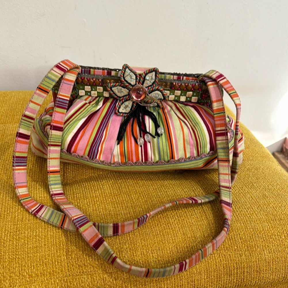 Vintage Mary Frances striped evening shoulder bag with appliqués of glass 🍀🍀